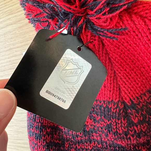 Men’s Washington Capitals Hat. Official Licensed Product of NHL. - Picture 4 of 4